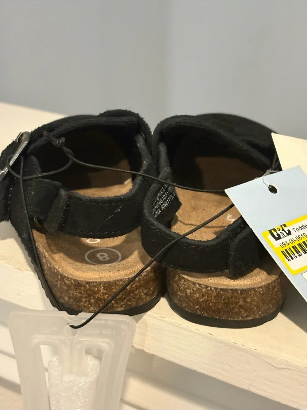 NEW— Toddler Black Berlin Clogs – Cat & Jack Little Girls Size 8